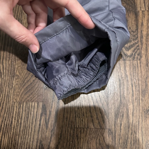 Kid’s Snow Suit - Picture 3 of 4